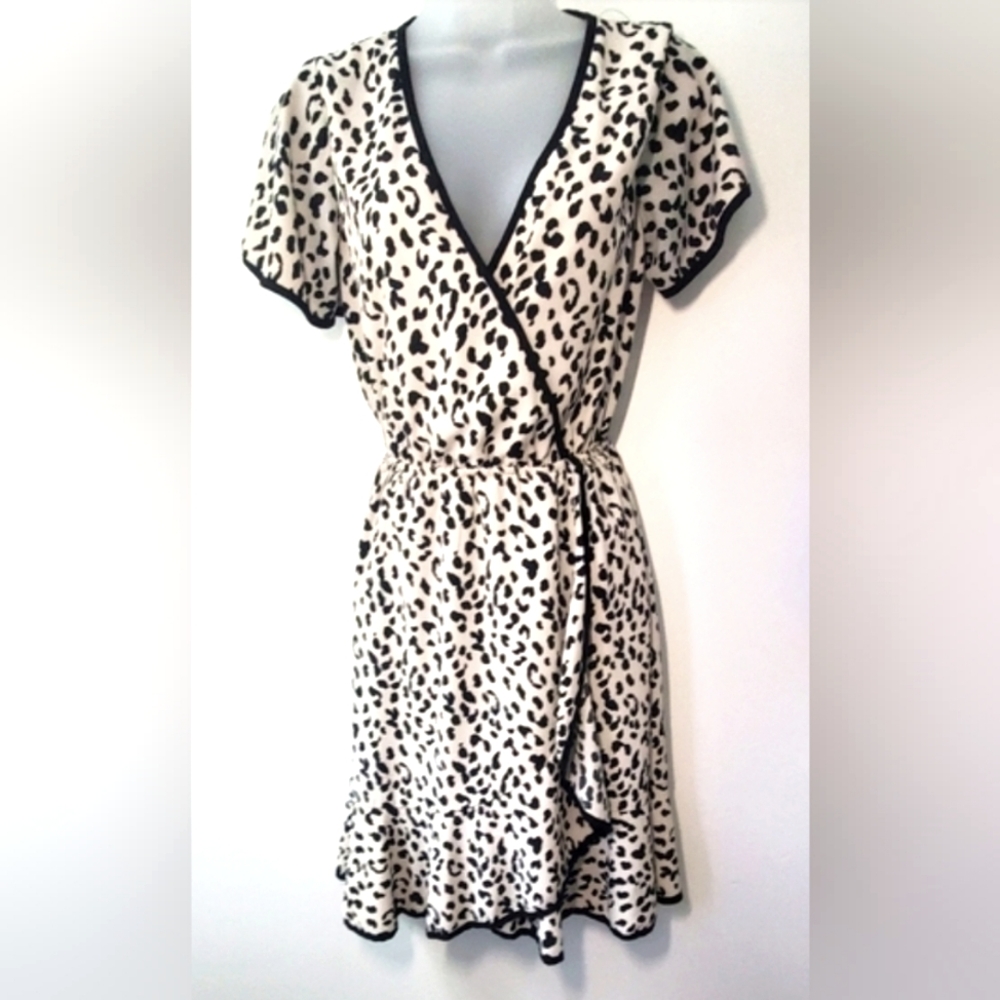Slate & Willow Black and Cream Animal Print Midi Dress.
